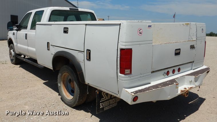 image for item DY9851 2002 Ford F550 XL Crew Cab service truck