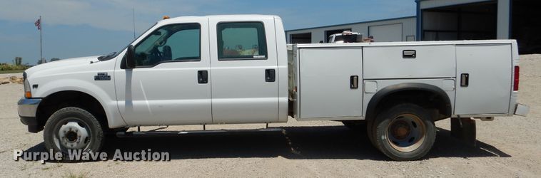 image for item DY9851 2002 Ford F550 XL Crew Cab service truck