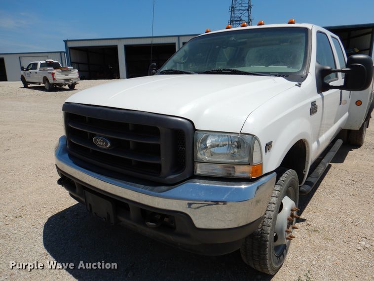 image for item DY9851 2002 Ford F550 XL Crew Cab service truck