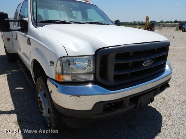 image for item DY9851 2002 Ford F550 XL Crew Cab service truck