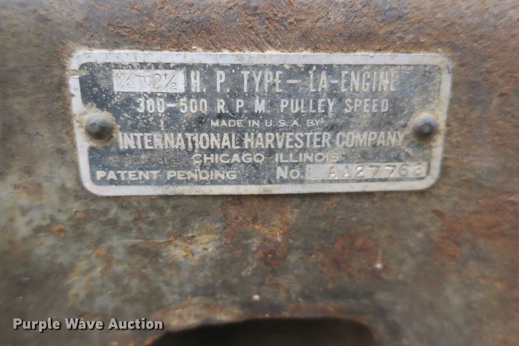 image for item EA9328 International single cylinder hit and miss gas engine