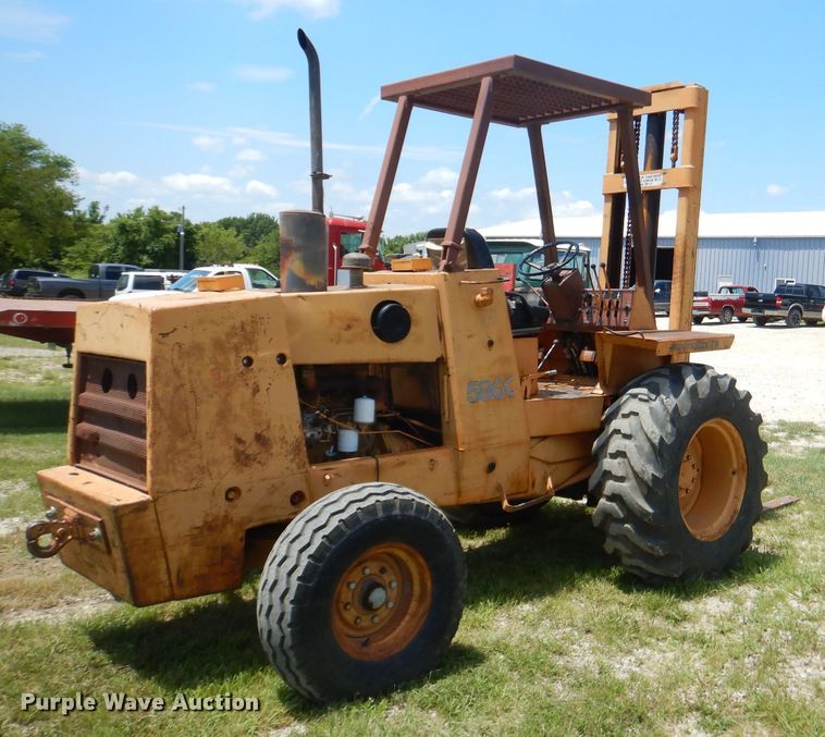 image for item ED9432 Case 586C forklift