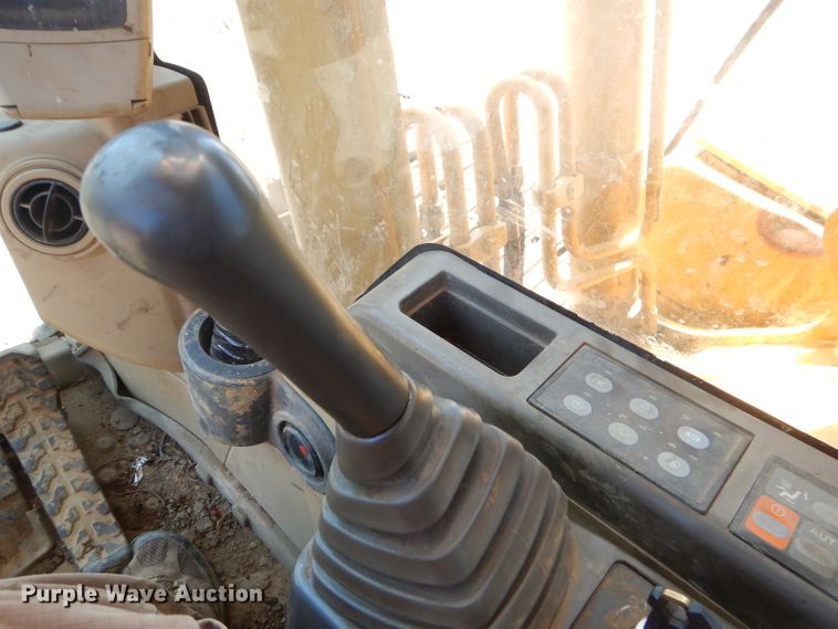 image for item ED9468 2007 Caterpillar 320C L excavator