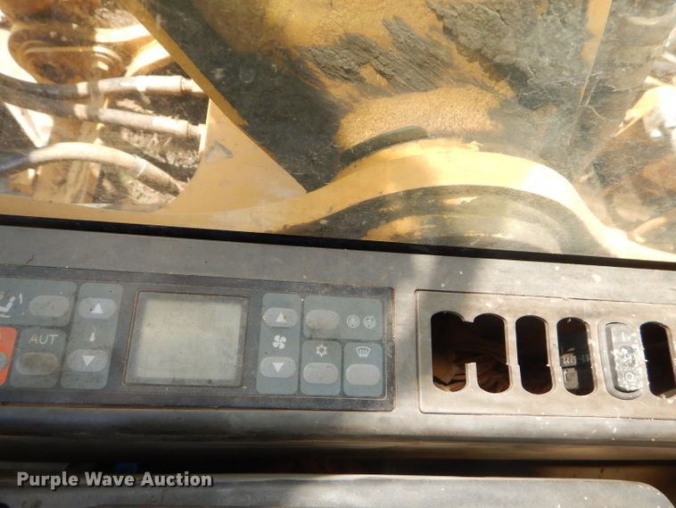 image for item ED9468 2007 Caterpillar 320C L excavator