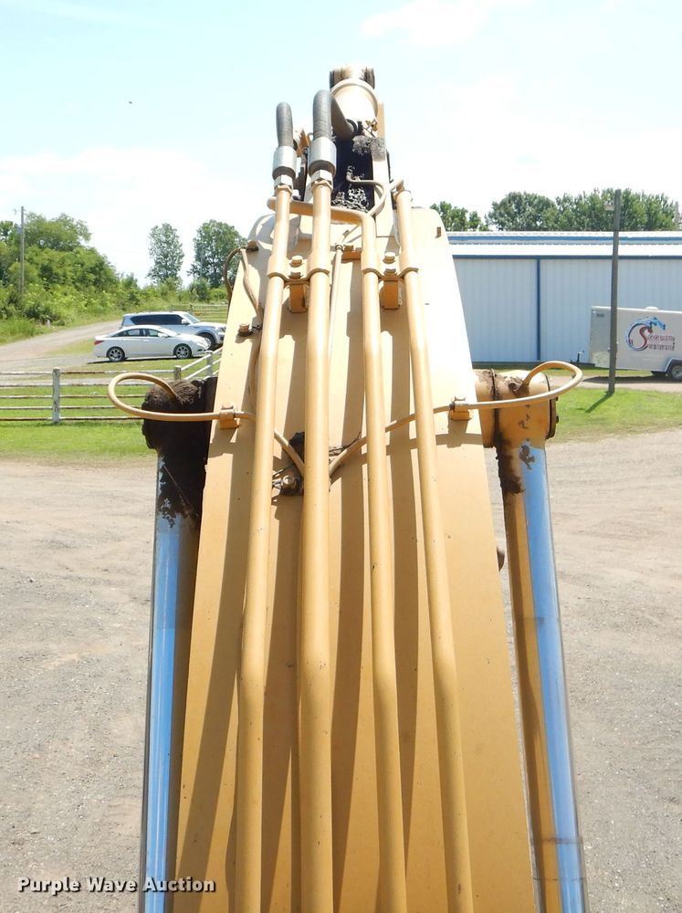 image for item ED9468 2007 Caterpillar 320C L excavator