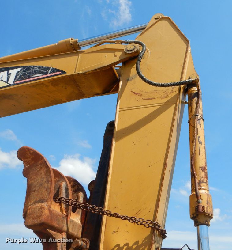 image for item ED9468 2007 Caterpillar 320C L excavator
