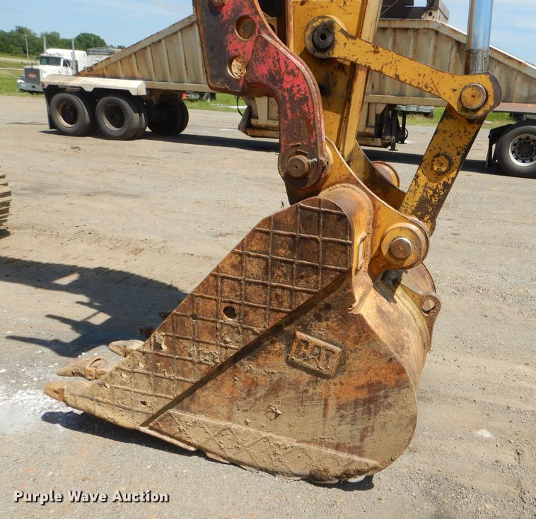 image for item ED9468 2007 Caterpillar 320C L excavator