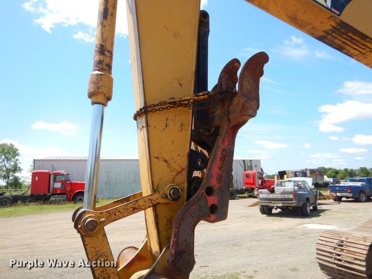 image for item ED9468 2007 Caterpillar 320C L excavator