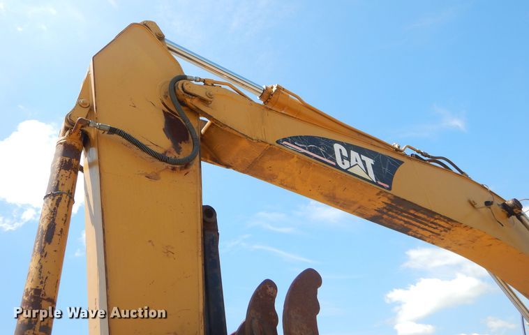 image for item ED9468 2007 Caterpillar 320C L excavator