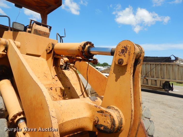 image for item ED9471 1989 Komatsu WA320-1 wheel loader