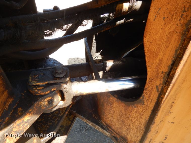 image for item ED9471 1989 Komatsu WA320-1 wheel loader