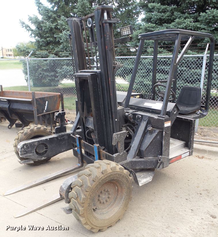 image for item EM9208 1997 Tail Gator 500HWD piggyback forklift