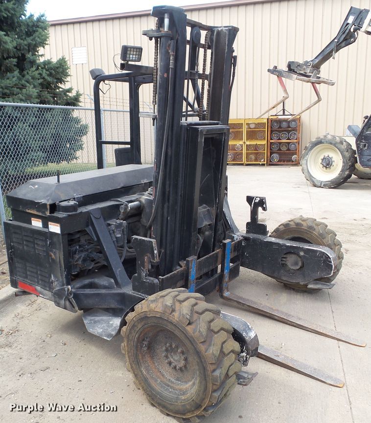image for item EM9208 1997 Tail Gator 500HWD piggyback forklift