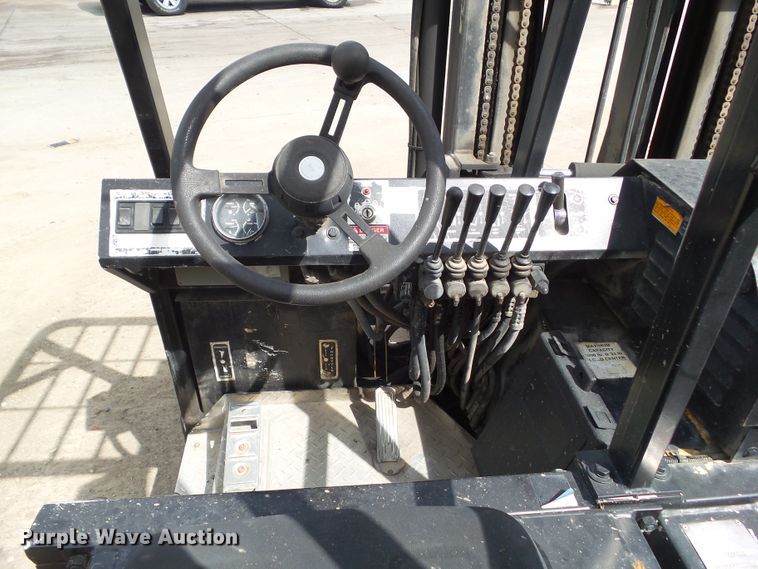 image for item EM9208 1997 Tail Gator 500HWD piggyback forklift