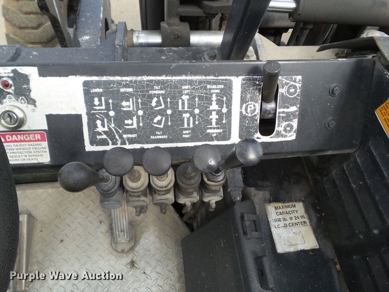 image for item EM9208 1997 Tail Gator 500HWD piggyback forklift