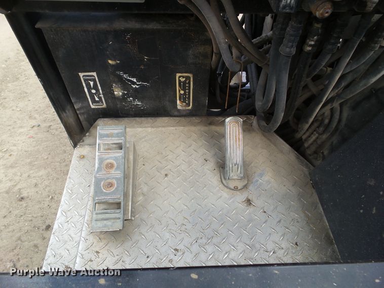 image for item EM9208 1997 Tail Gator 500HWD piggyback forklift