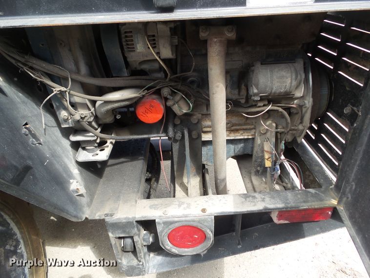 image for item EM9208 1997 Tail Gator 500HWD piggyback forklift