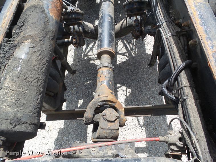 image for item EM9779 1990 White GMC WIA Aero truck chassis