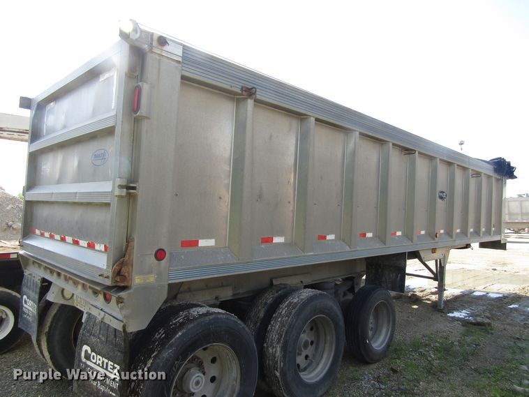 image for item EU9707 2002 Trailstar end dump trailer