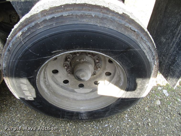 image for item EU9707 2002 Trailstar end dump trailer