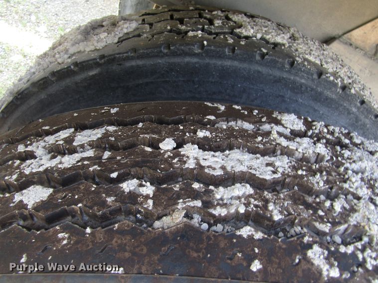 image for item EU9707 2002 Trailstar end dump trailer