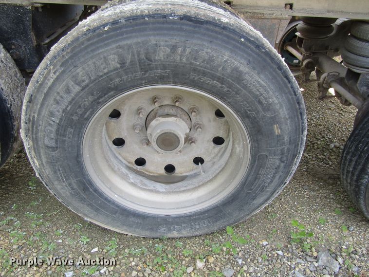 image for item EU9707 2002 Trailstar end dump trailer