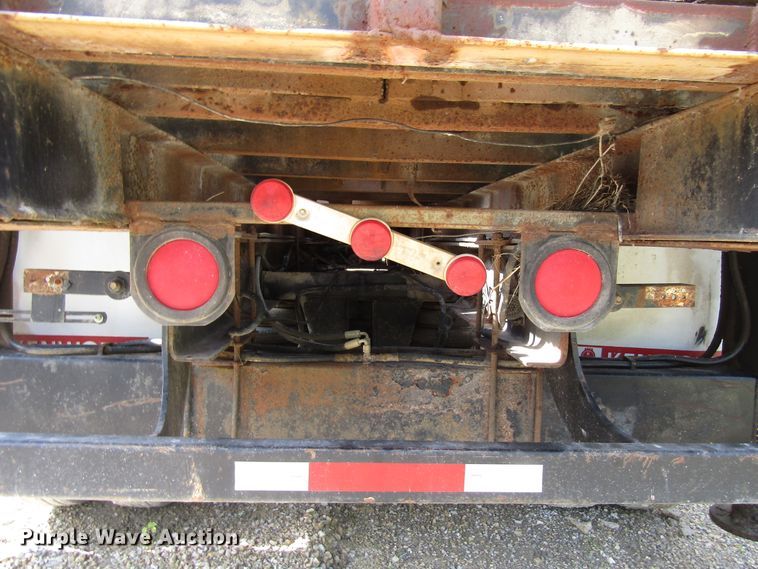 image for item EU9708 1997 Ford LT9000 crane truck