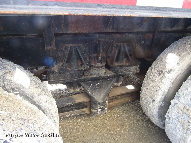 image for item EU9708 1997 Ford LT9000 crane truck