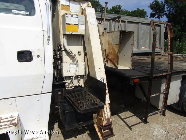 image for item EU9708 1997 Ford LT9000 crane truck