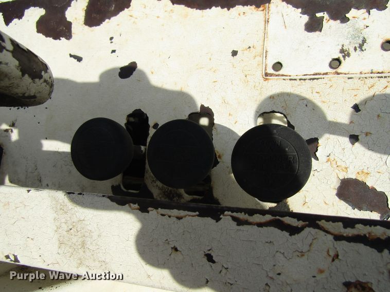 image for item EU9708 1997 Ford LT9000 crane truck