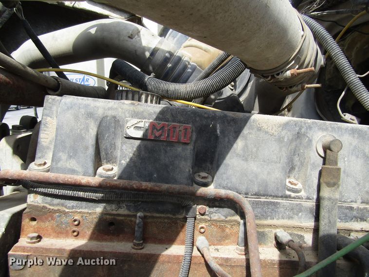 image for item EU9708 1997 Ford LT9000 crane truck