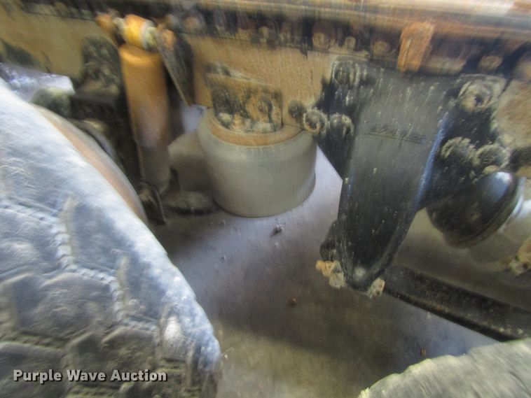 image for item EU9709 2006 Freightliner Columbia semi truck