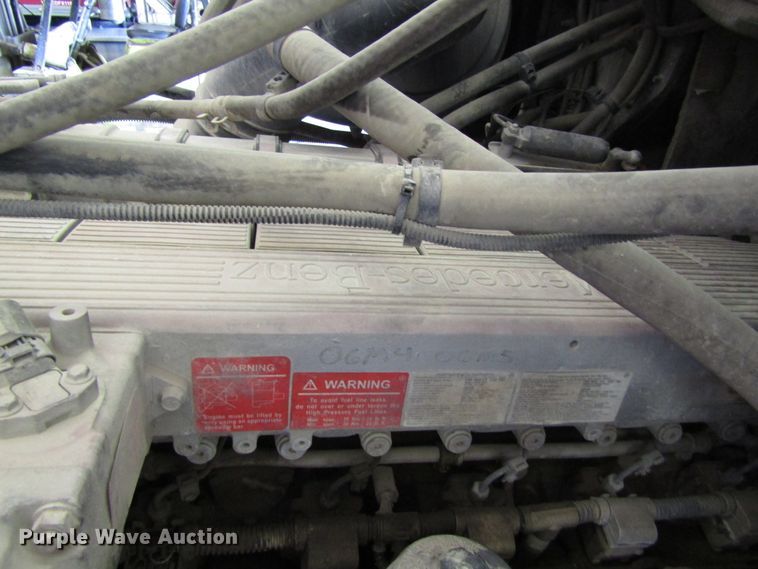 image for item EU9709 2006 Freightliner Columbia semi truck