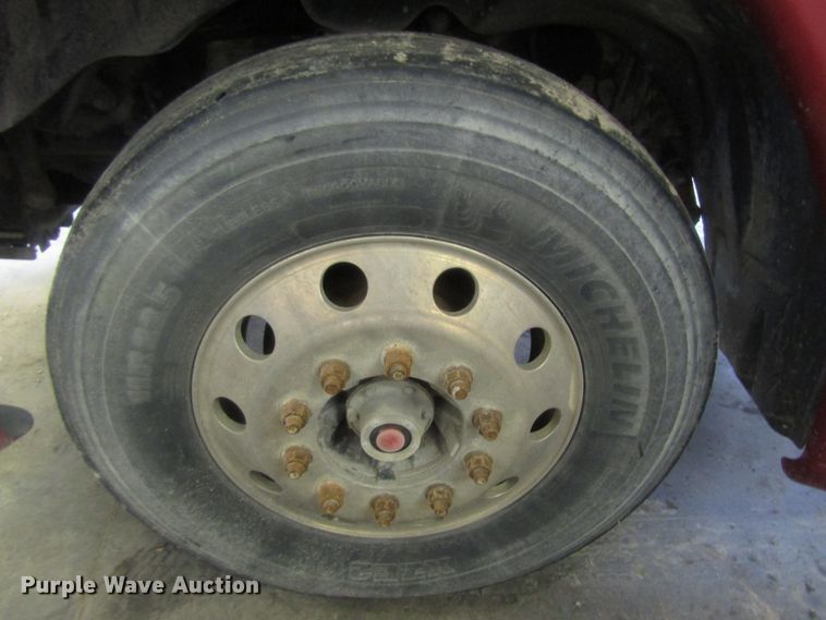 image for item EU9709 2006 Freightliner Columbia semi truck