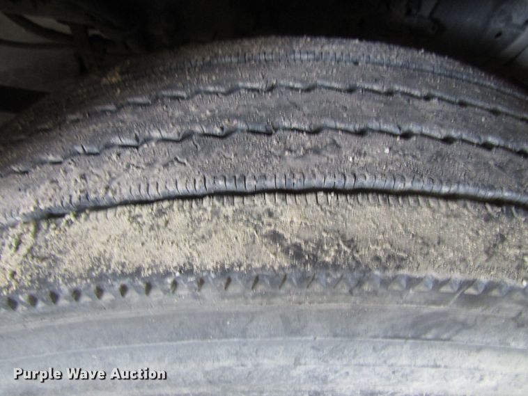 image for item EU9709 2006 Freightliner Columbia semi truck