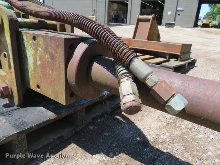 image for item EV9656 1999 Kent KHB10G breaker