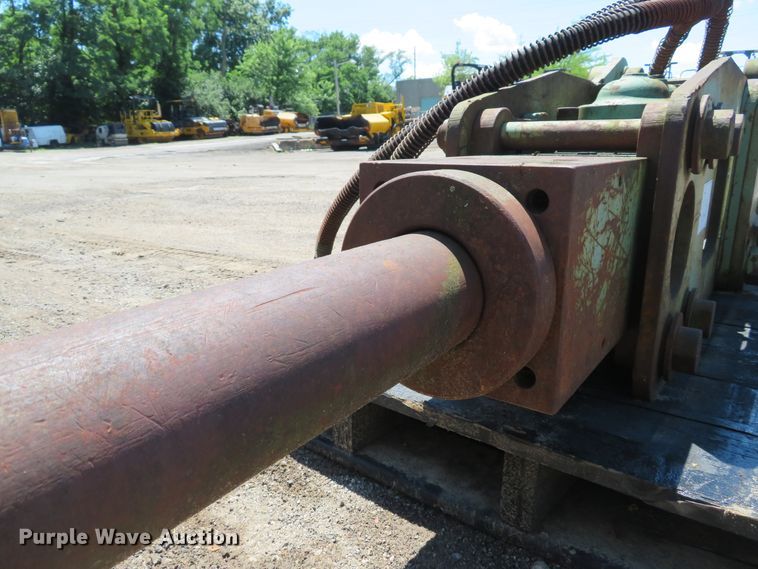 image for item EV9656 1999 Kent KHB10G breaker