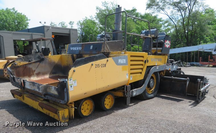 image for item EV9659 2011 Volvo PF-6170 paver