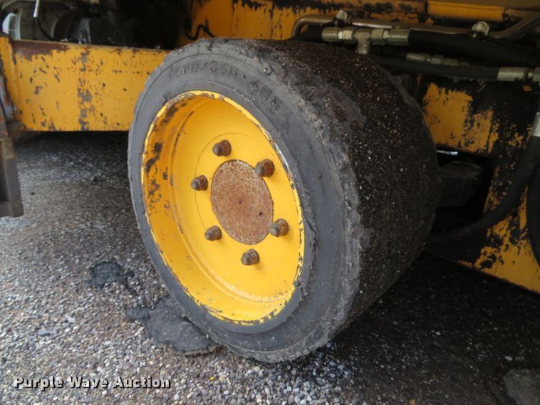 image for item EV9659 2011 Volvo PF-6170 paver