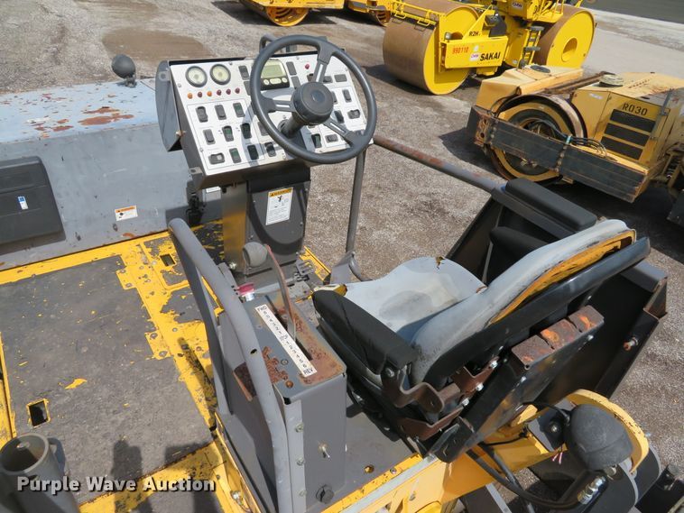 image for item EV9659 2011 Volvo PF-6170 paver