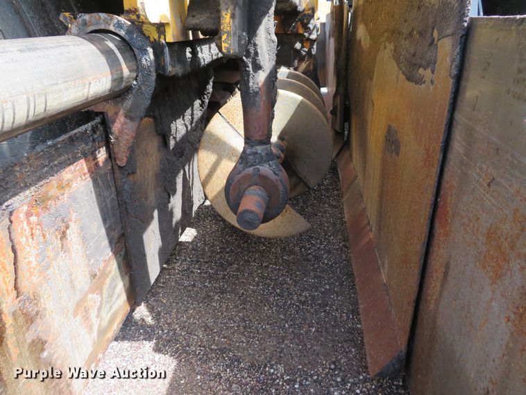 image for item EV9659 2011 Volvo PF-6170 paver