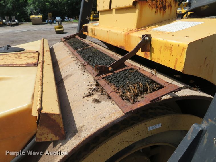 image for item EV9661 1996 Hypac C778A double drum vibratory roller