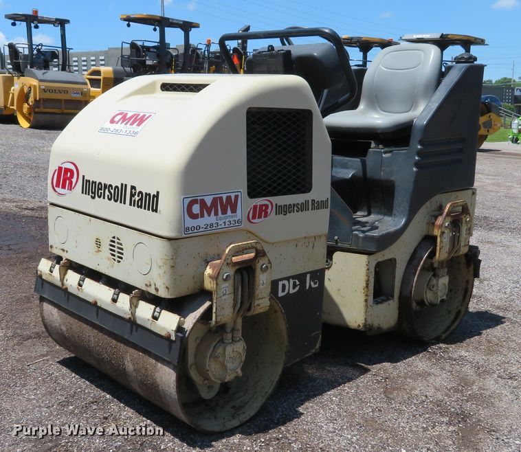 image for item EV9662 2002 Ingersoll Rand DD16 double drum vibratory roller