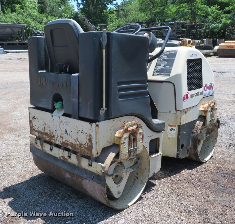 image for item EV9662 2002 Ingersoll Rand DD16 double drum vibratory roller