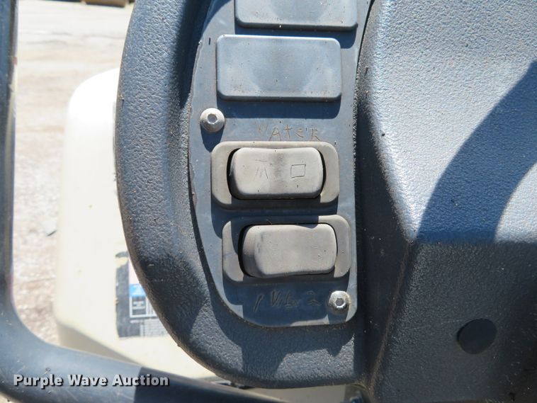 image for item EV9662 2002 Ingersoll Rand DD16 double drum vibratory roller