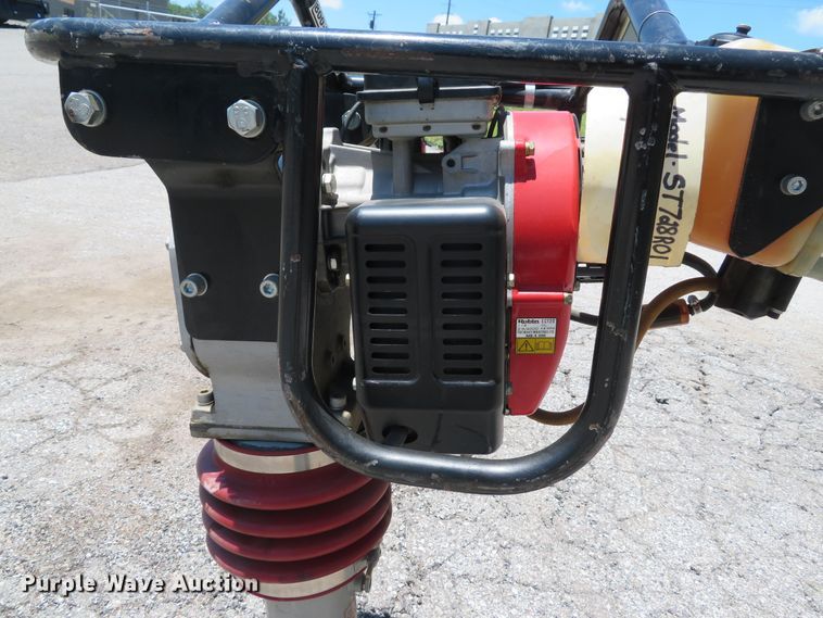 image for item EV9666 Stone ST728R01 plate compactor