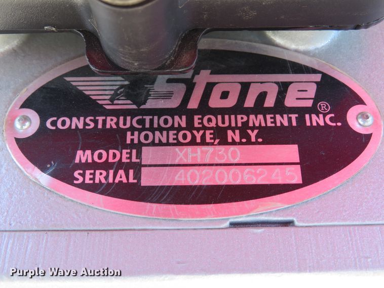 image for item EV9668 Stone XH730 plate compactor