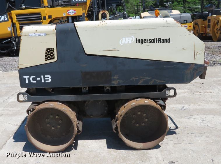 image for item EV9670 2004 Ingersoll Rand TC13 trench compactor