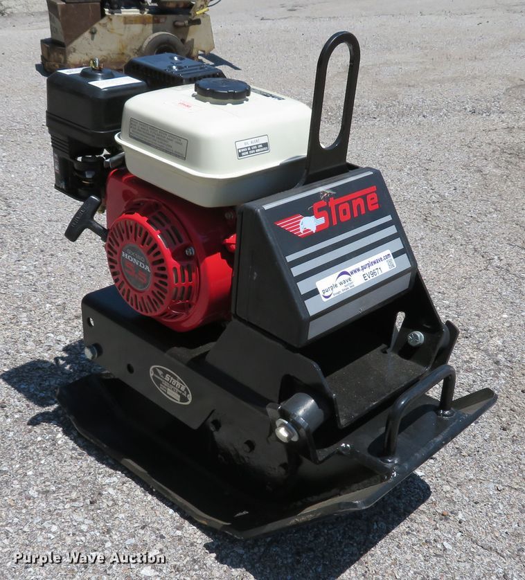 image for item EV9671 Stone S52T plate compactor