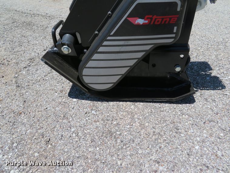 image for item EV9671 Stone S52T plate compactor